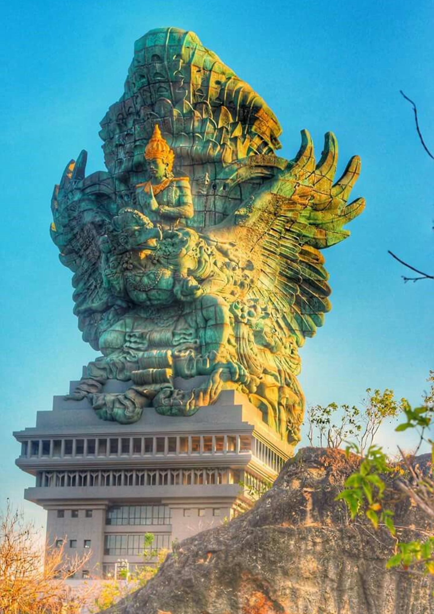 Garuda Wisnu Kencana (1)